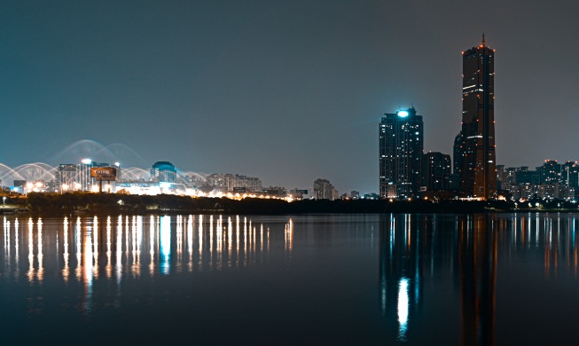 Once Korea's tallest building, 63 Square remains Seoul landmark