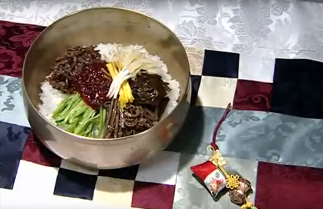 Bibimbap, Rice Mixed with Vegetables and Beef