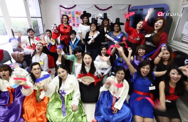 Korea on the move Ep03 - K-Culture: Taekwondo, Arirang, Hangul 