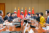 Korea, China vow to further enhance bilateral cooperation