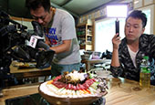 Chinese TV station films Korean traditions