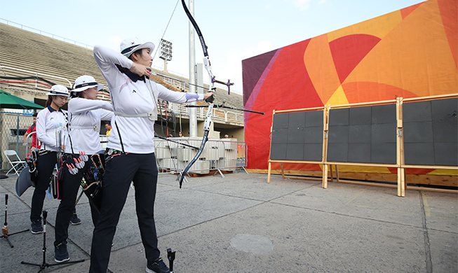 S. Korean archers practice at Rio venue for 1st time