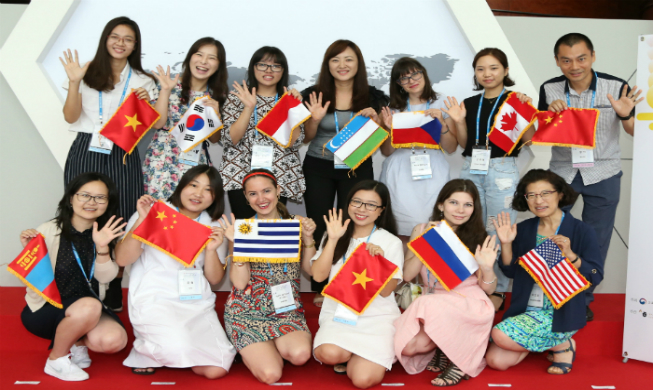 Korean language teachers from 48 countries meet in Seoul