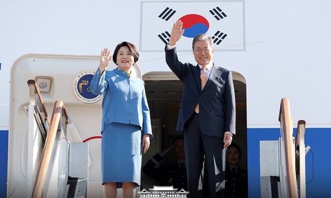 President Moon departs for Singapore for ASEAN, APEC