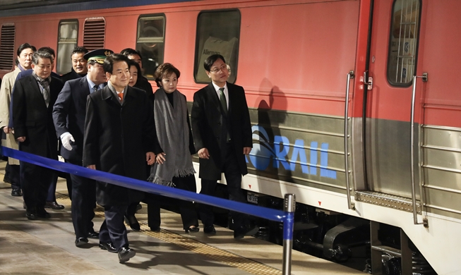 From Seoul to North Korea, inter-Korean railway inspection kicks off