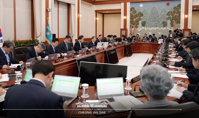 Opening Remarks by President Moon Jae-in at the 43rd Cabinet Meeting