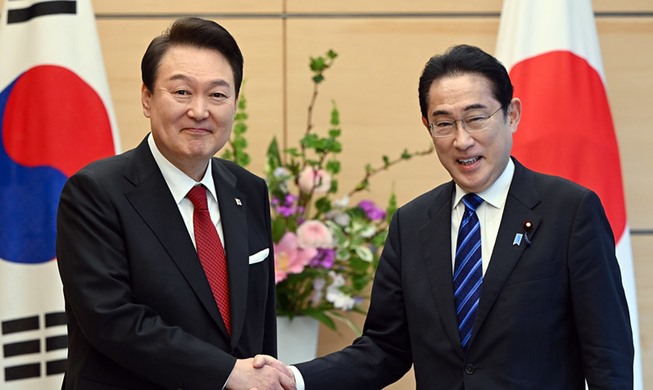 President Yoon, Japan PM pledge better trilateral ties with US