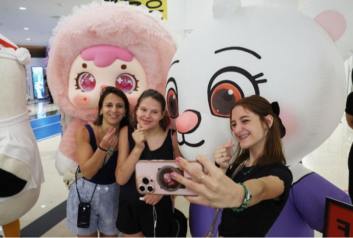 Photo op with costumed characters