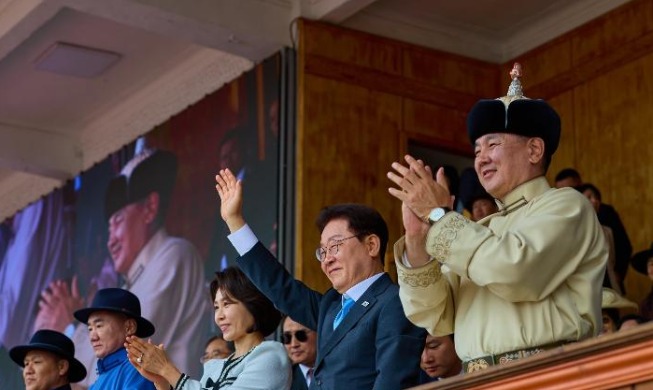 President Lee sets 'golden age' milestones in Mongolia state visit