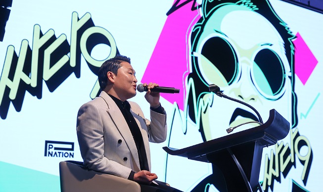 Psy of 'Gangnam Style' releases 1st album in 5 years