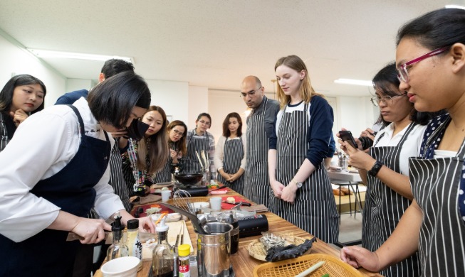 An introduction to Busan cuisine through a cooking class