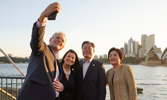 Photo essay of President Moon's trip to Australia