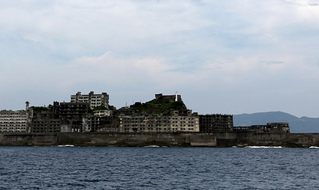 Japan's info center breaks pledge made to world