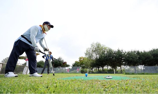 First Seoul int'l golf tourney for disabled people