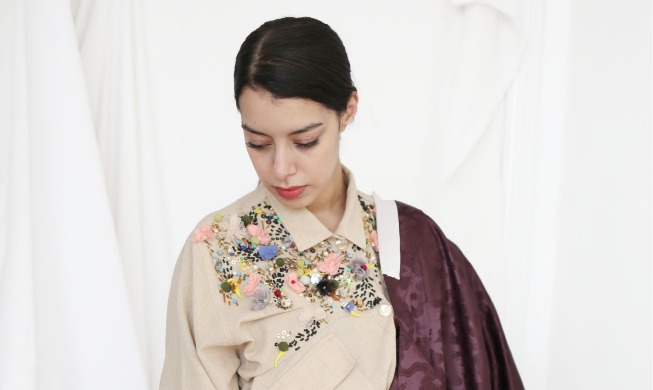 Moroccan designer combines Hanbok with her nation's traditional fashion