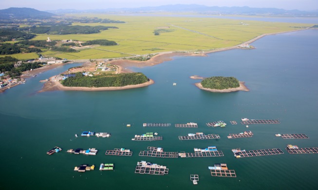 Expanded hiring of int'l aquaculture staff to cover 16 species