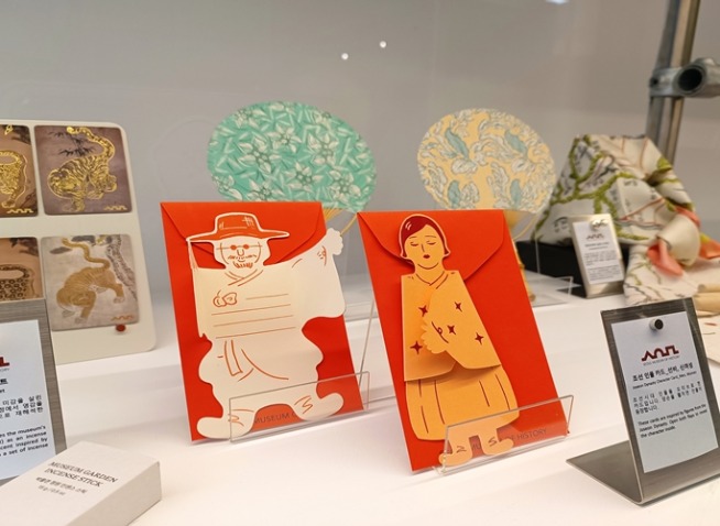 Exhibition at KCC in Poland shows Seoul of yesterday & today