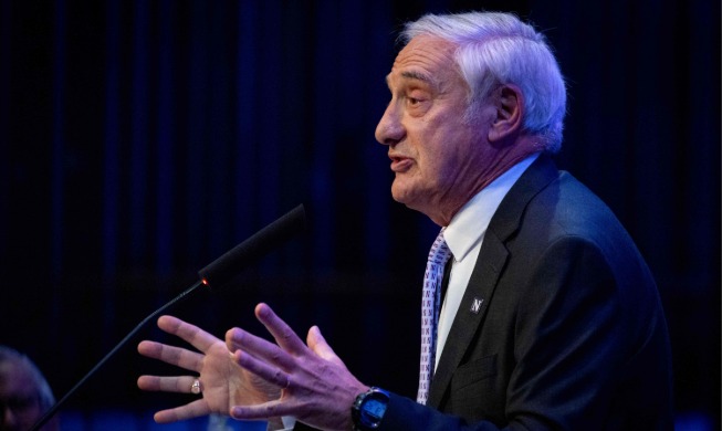 Nobel laureate downplays jitters over Korea's 'miraculous' economy