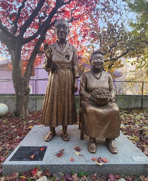 This statue of the Japanese military's 